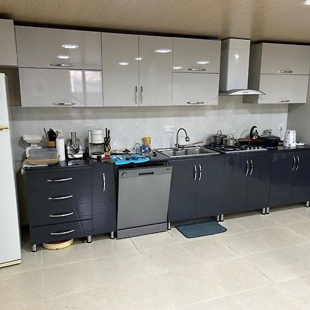 קוטאיסי Guest House Medea מראה חיצוני תמונה