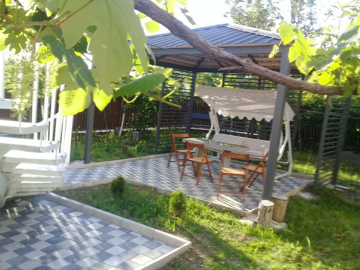 קוטאיסי Guest House Medea מראה חיצוני תמונה